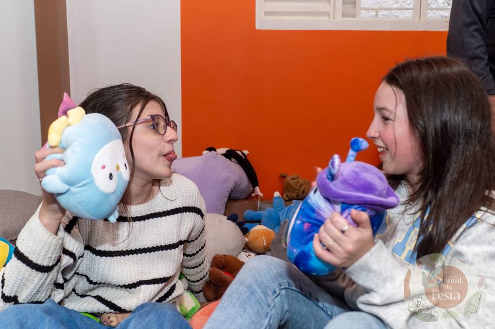 Brincadeiras e gargalhadas